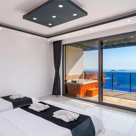 Villa Kalkan'da Deniz Manzarali Lueks Tatil Villasi