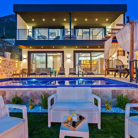 Kalkan'da Deniz Manzarali Lueks Tatil Villasi Villa Kas