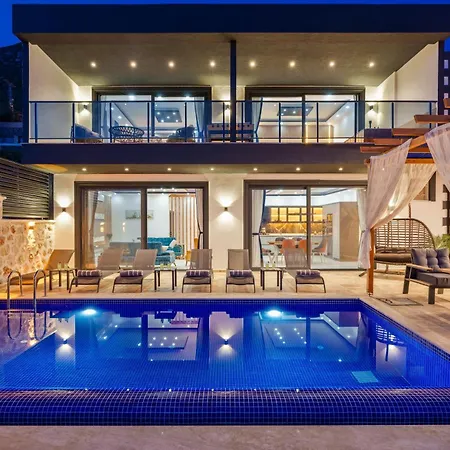 Kalkan'da Deniz Manzarali Lueks Tatil Villasi Villa Kas