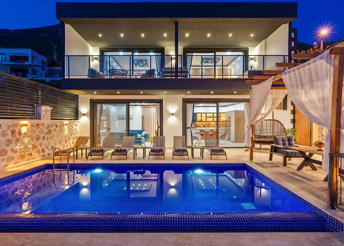 Kalkan'da Deniz Manzarali Lueks Tatil Villasi 别墅 卡斯