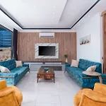 فيلة Kalkan'da Deniz Manzarali Lueks Tatil Villasi كاس