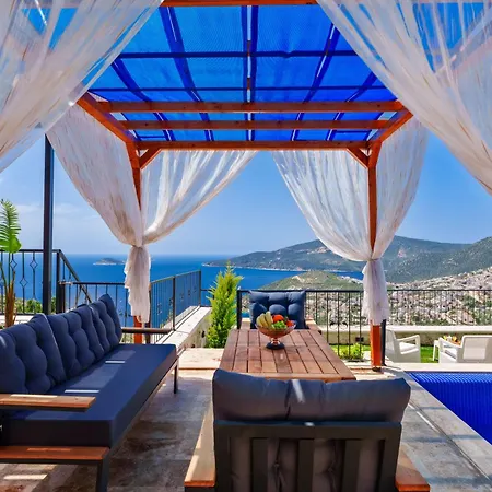 Villa Kalkan'da Deniz Manzarali Lueks Tatil Villasi *