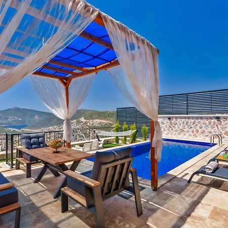 Kalkan'da Deniz Manzarali Lueks Tatil Villasi Villa Kas