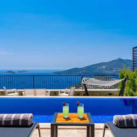 Villa Kalkan'da Deniz Manzarali Lueks Tatil Villasi *