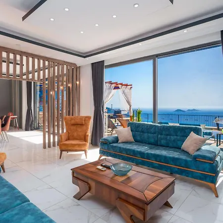 Vilă Kalkan'da Deniz Manzarali Lueks Tatil Villasi