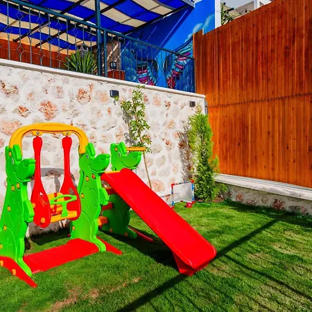 Villa Kalkan'da Deniz Manzarali Lueks Tatil Villasi *