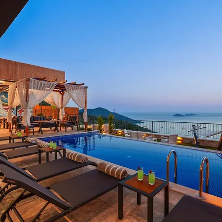 Kalkan'da Deniz Manzarali Lueks Tatil Villasi * Kas