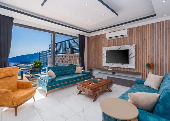 Kalkan'da Deniz Manzarali Lueks Tatil Villasi Villa