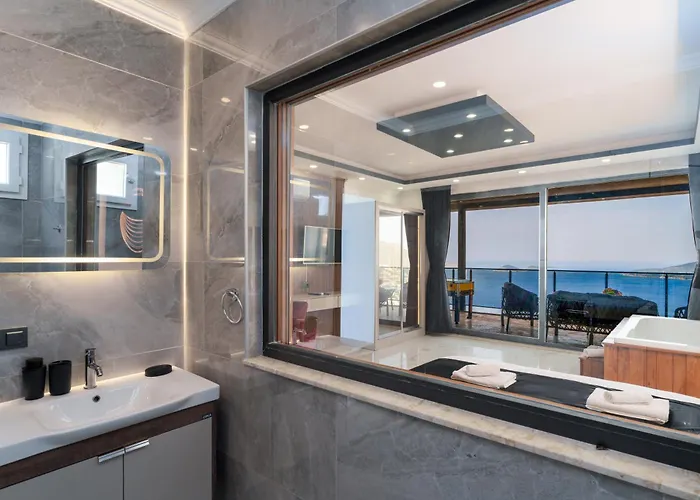 Villa Kalkan'da Deniz Manzarali Lueks Tatil Villasi Kas