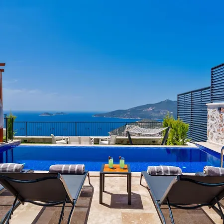 Kalkan'da Deniz Manzarali Lueks Tatil Villasi * Kaș