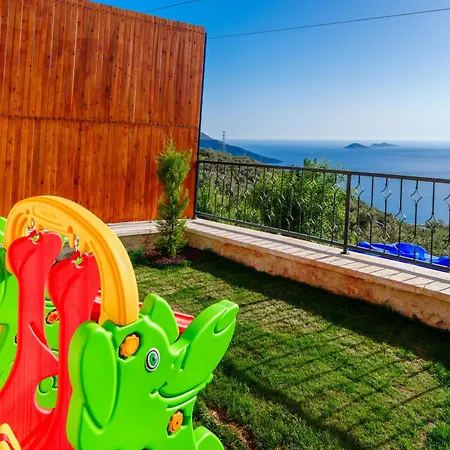 Kalkan'da Deniz Manzarali Lueks Tatil Villasi Vilă *