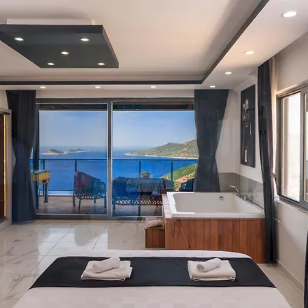 Kalkan'da Deniz Manzarali Lueks Tatil Villasi * Kaș