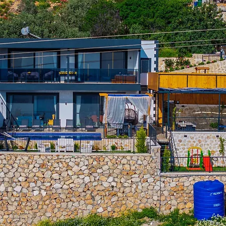Vilă Kalkan'da Deniz Manzarali Lueks Tatil Villasi